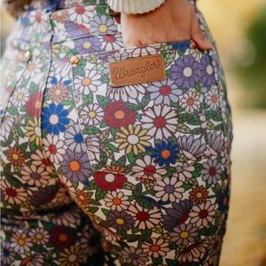 Womens Wide leg Wranglers